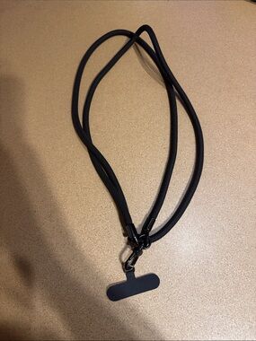 Minimal Black Lanyard Necklace with Tag Pendant